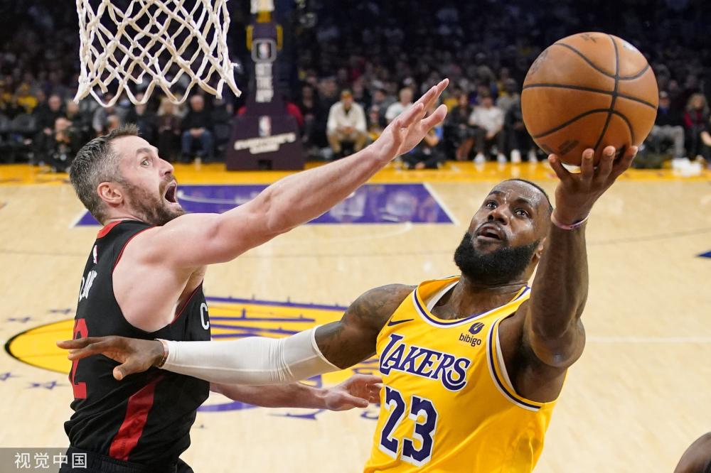 间和适应性 间和适应性