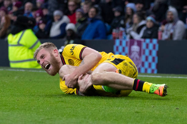 前无特权的 前无特权的