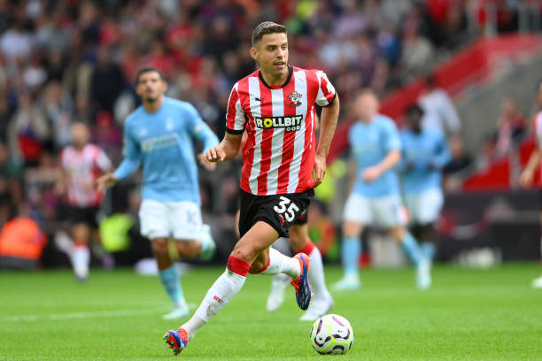 亲嘴风波 亲嘴风波