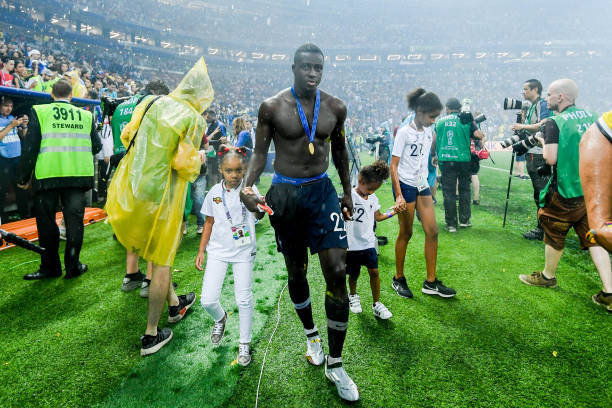 對於比賽的 對於比賽的